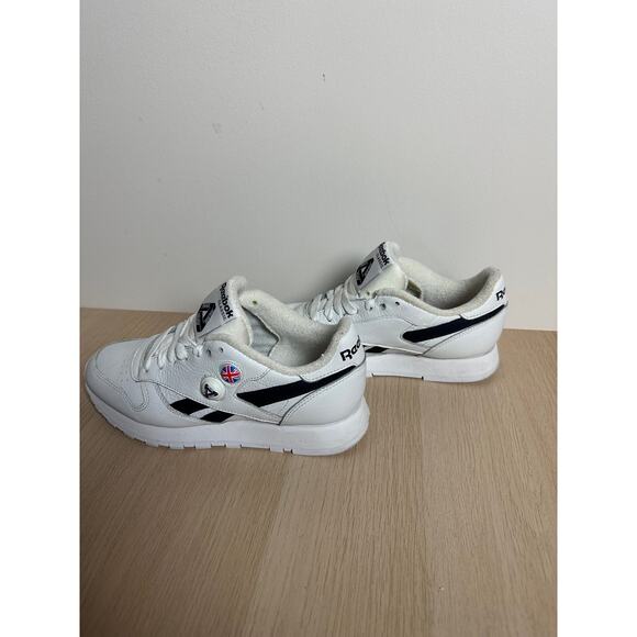 Palace x Reebok Classic Pump White Vector Navy Size 7M - LIKE NEW - Picture 8 of 11